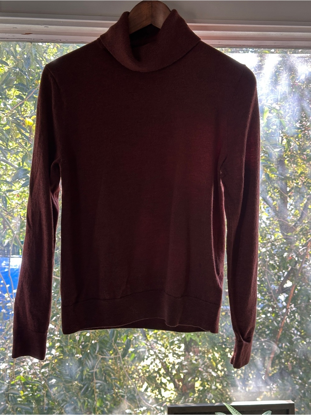 Artefact 100% Merino Wool Turtleneck Sweater M Rust Brown